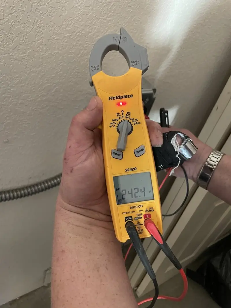 Voltage testing with clamp meter during Generator Installation in King